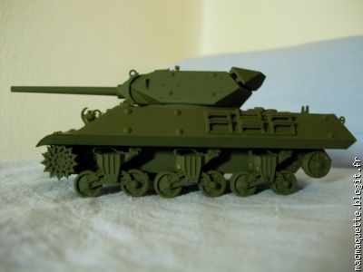 Le M10 avec sa peinture de base